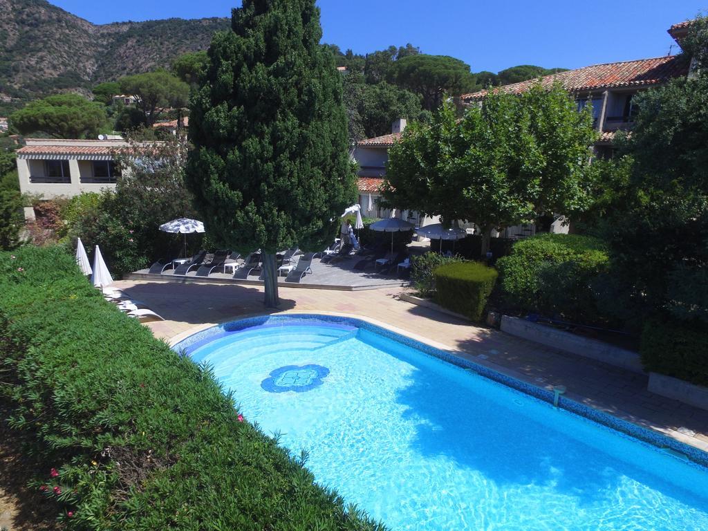83 Hotel Le Lavandou Exterior foto