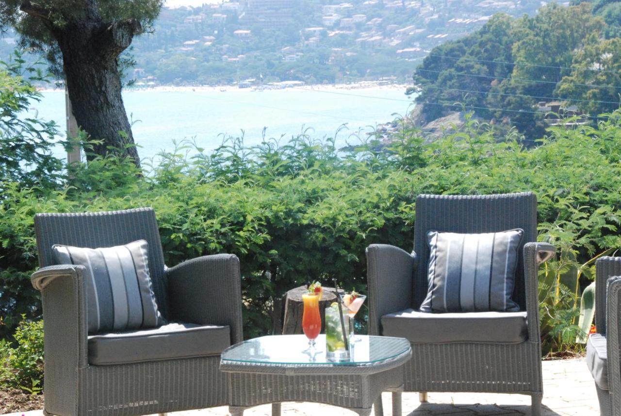 83 Hotel Le Lavandou Exterior foto